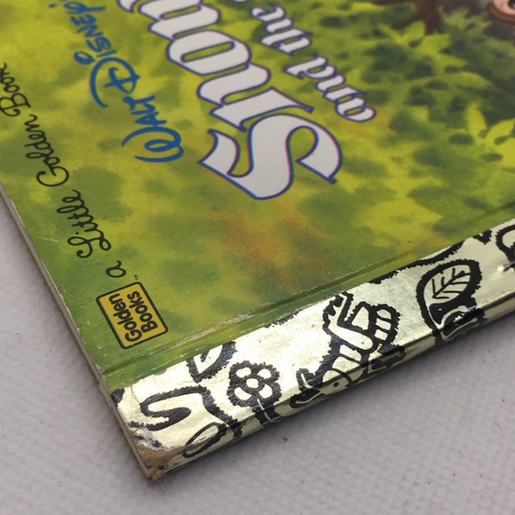 Walt Disney’s Snow White and the Seven Dwarfs Little Golden Book 1993 Hardcover - Picture 11 of 12